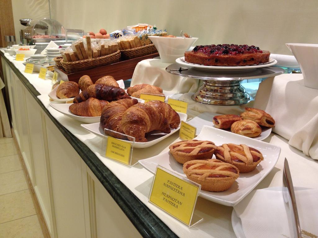 Hotel Ambassador Palace 4*
